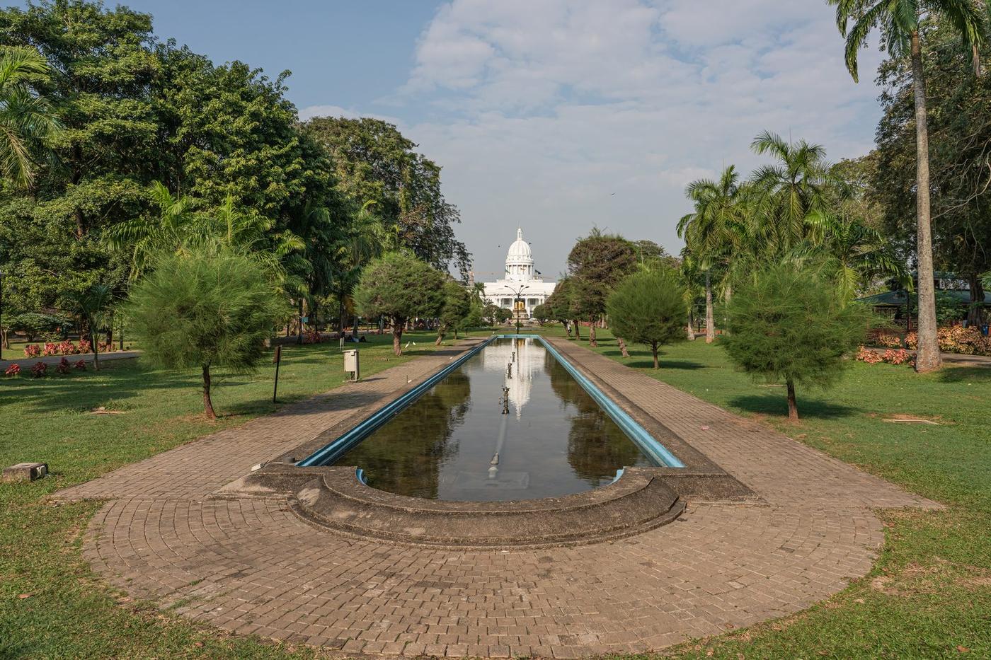 Viharamahadevi Park, Colombo, Sri Lanka